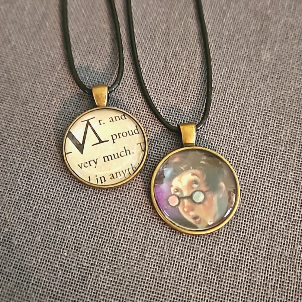 Set of Harry Potter book page necklaces Harry & 1st line of book brass upcycled - Picture 3 of 5